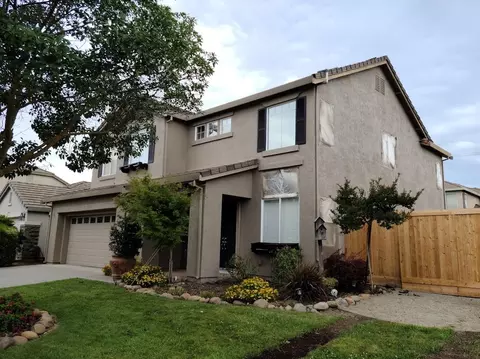 Exterior - 2101 Huxley Way, Modesto, CA 95356 photo 7 of 10