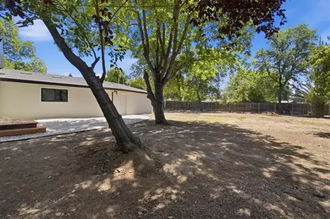 2611 Foothill Dr, Carmichael, CA 95608 photo 36