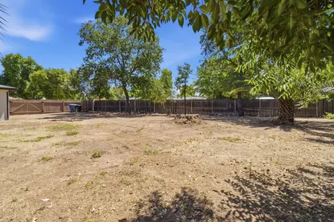 2611 Foothill Dr, Carmichael, CA 95608 photo 34
