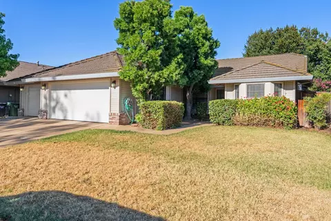 283 Emerald Oak Dr, Galt, CA 95632 photo 2