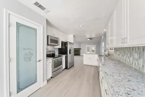 283 Emerald Oak Dr, Galt, CA 95632 photo 9