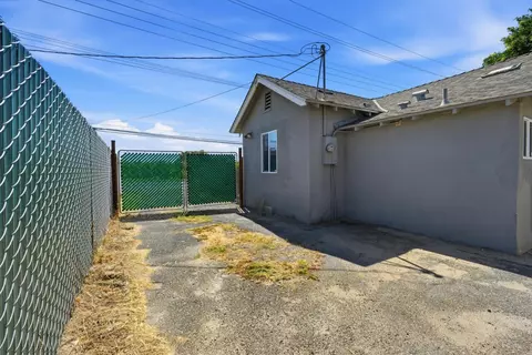5631 Tully Rd, Modesto, CA 95356 photo 36
