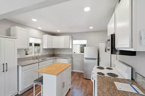 5631 Tully Rd, Modesto, CA 95356 photo 11