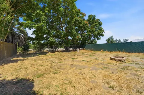 5631 Tully Rd, Modesto, CA 95356 photo 38