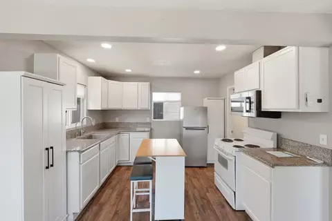 5631 Tully Rd, Modesto, CA 95356 photo 12