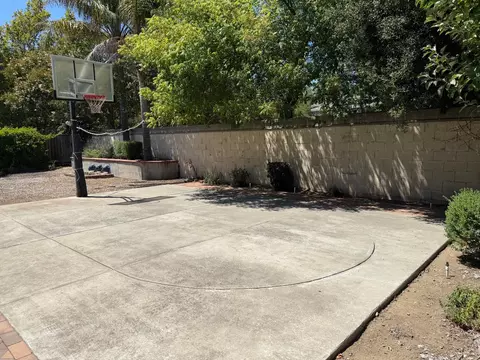 Exterior - 4109 Vistosa St, Davis, CA 95618 photo 6 of 7