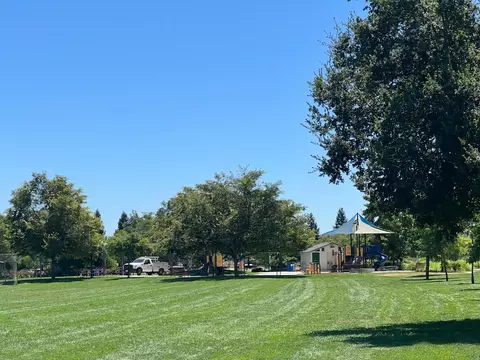 Exterior - 4109 Vistosa St, Davis, CA 95618 photo 7 of 7