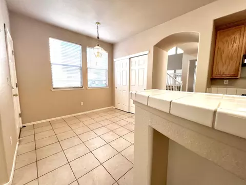 Dining - 4109 Vistosa St, Davis, CA 95618 photo 1 of 1