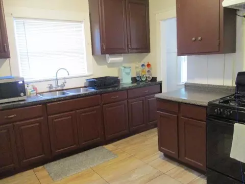 Kitchen - 524 S School St, Lodi, CA 95240 photo 2 of 2