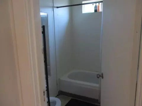 Bath - 524 S School St, Lodi, CA 95240 photo 1 of 1