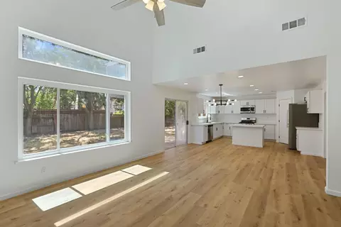 3522 Tom Ln, Stockton, CA 95206 photo 5