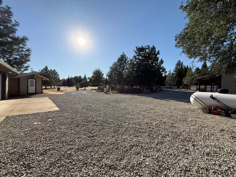 Exterior - 5000 Wilson Hill Rd, Manton, CA 96059 photo 16 of 21