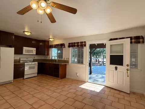 Kitchen - 5000 Wilson Hill Rd, Manton, CA 96059 photo 1 of 2