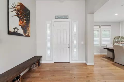 Entry Way - 2791 E Tuolumne Rd, Turlock, CA 95382 photo 1 of 16