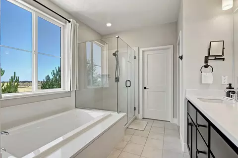 Bath - 3321 Hackberry Way, Folsom, CA 95630 photo 1 of 7