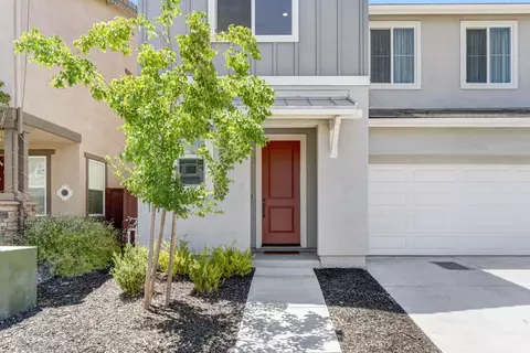 Exterior - 3321 Hackberry Way, Folsom, CA 95630 photo 2 of 13