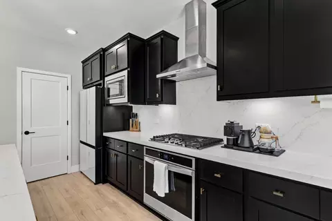 Kitchen - 3321 Hackberry Way, Folsom, CA 95630 photo 5 of 6