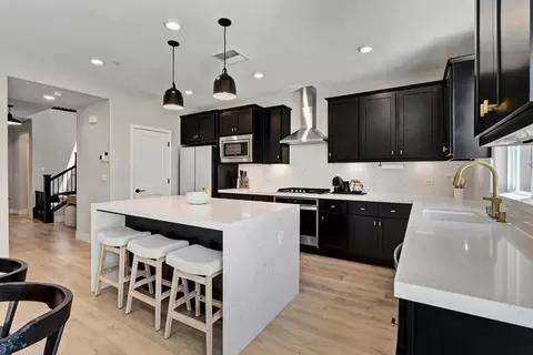 Kitchen - 3321 Hackberry Way, Folsom, CA 95630 photo 3 of 6