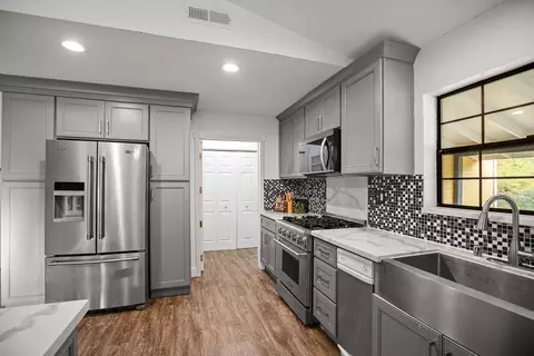 Kitchen - 3861 High View Dr, Placerville, CA 95667 photo 2 of 5