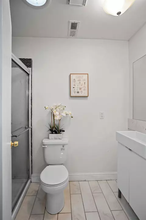 Bath - 3861 High View Dr, Placerville, CA 95667 photo 5 of 5