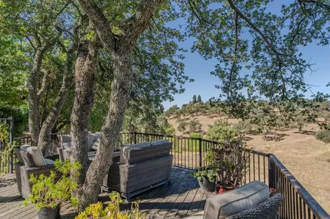 Exterior - 32 Turnstone Ct, Wallace, CA 95254 photo 16 of 25