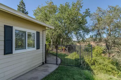 Exterior - 32 Turnstone Ct, Wallace, CA 95254 photo 5 of 25