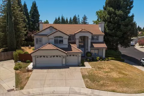 100 La Paz Ct, Roseville, CA 95747