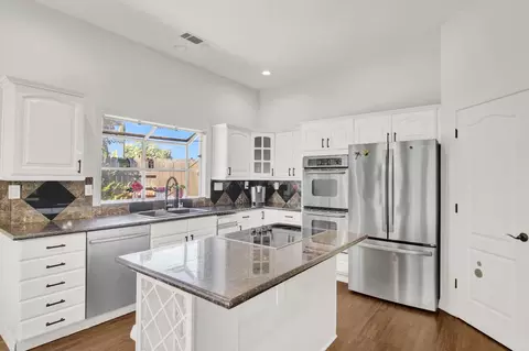 Kitchen - 2033 Northcrest Ct, Modesto, CA 95355 photo 3 of 6