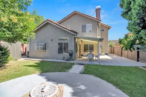 Exterior - 2033 Northcrest Ct, Modesto, CA 95355 photo 8 of 13