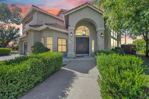 Exterior - 2033 Northcrest Ct, Modesto, CA 95355 photo 11 of 13