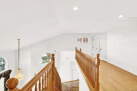 Entry Way - 2033 Northcrest Ct, Modesto, CA 95355 photo 4 of 4