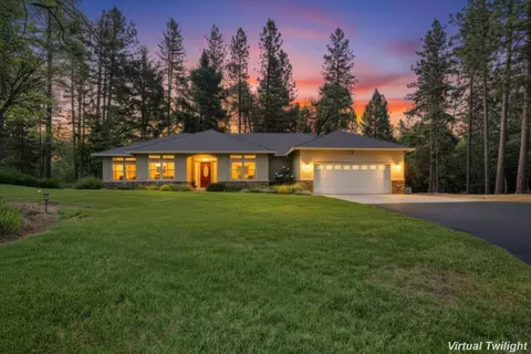 22005 Farrier Ct, Foresthill, CA 95631