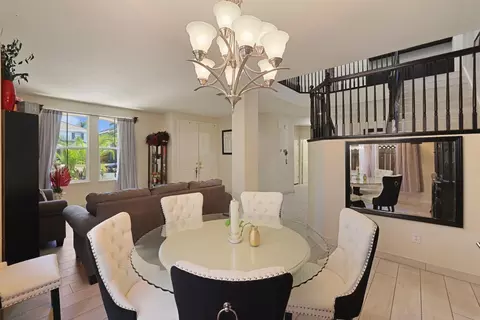 Dining - 4483 Lindsey Ln, Tracy, CA 95377 photo 2 of 3