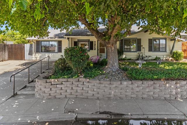 7028 Bismarck Dr, North Highlands, CA 95660