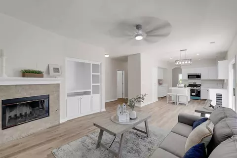 Living - 3904 Tropaz Ln, Tracy, CA 95377 photo 3 of 3