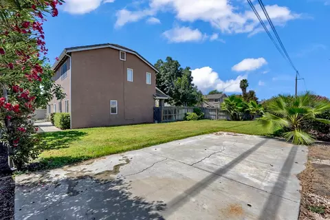 Exterior - 3904 Tropaz Ln, Tracy, CA 95377 photo 3 of 10