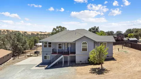 8843 Honda Ln, Valley Springs, CA 95252