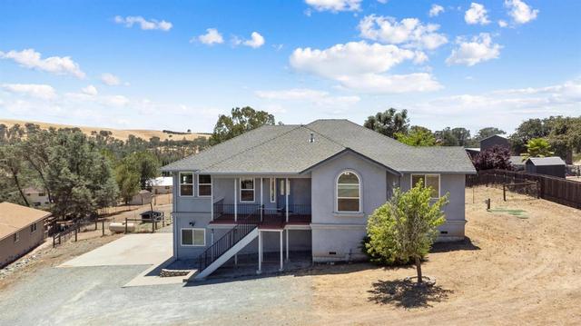 8843 Honda Ln, Valley Springs, CA 95252