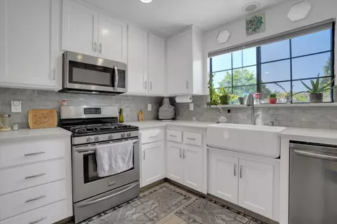 2413 Manor Oak Dr, Modesto, CA 95355 photo 17