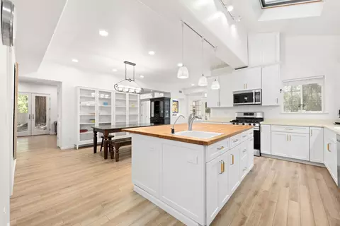 Kitchen - 1040 Dog Bar Rd, Colfax, CA 95713 photo 4 of 9