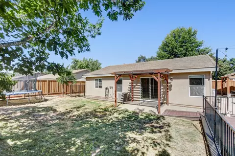 Exterior - 4561 Excelsior Rd, Mather, CA 95655 photo 8 of 11