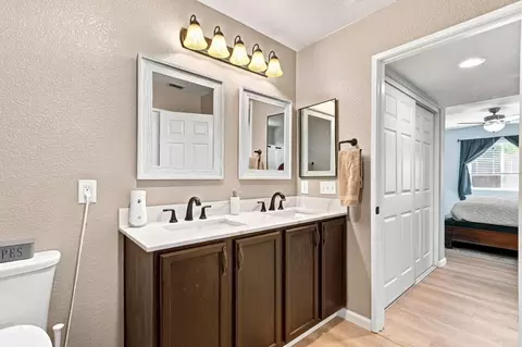 Bath - 4561 Excelsior Rd, Mather, CA 95655 photo 1 of 2
