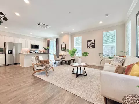 1652 Vine St, Davis, CA 95616 photo 4