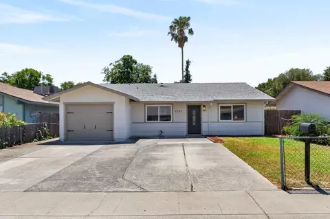 8732 El Toreador Way, Elk Grove, CA 95624