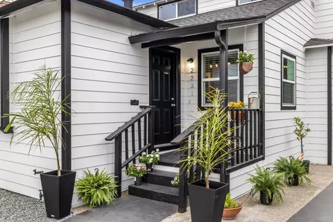2231 Warner Ave, Oakland, CA 94603