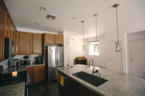 689 S Stage Coach Dr, Lathrop, CA 95330 photo 23