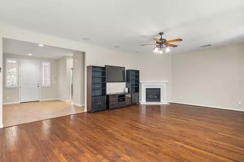 Living - 15939 Crescent Park Cir, Lathrop, CA 95330 photo 1 of 5