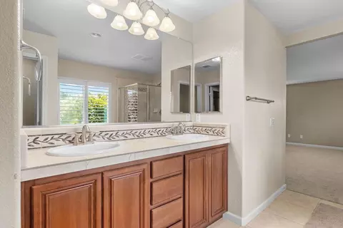 Entry Way - 15939 Crescent Park Cir, Lathrop, CA 95330 photo 2 of 2