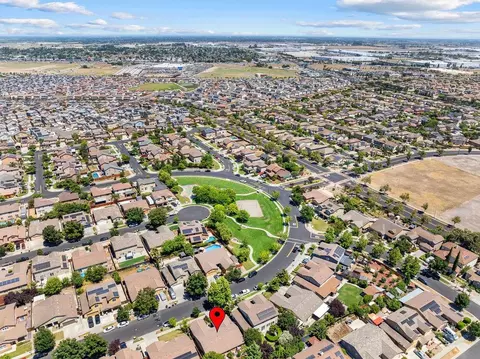 View/Area - 15939 Crescent Park Cir, Lathrop, CA 95330 photo 4 of 4