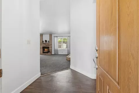 Entry Way - 301 Goldrun Dr, Modesto, CA 95354 photo 1 of 3